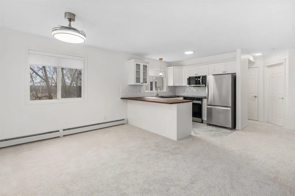 7451 Springbank Boulevard SW, #2205
