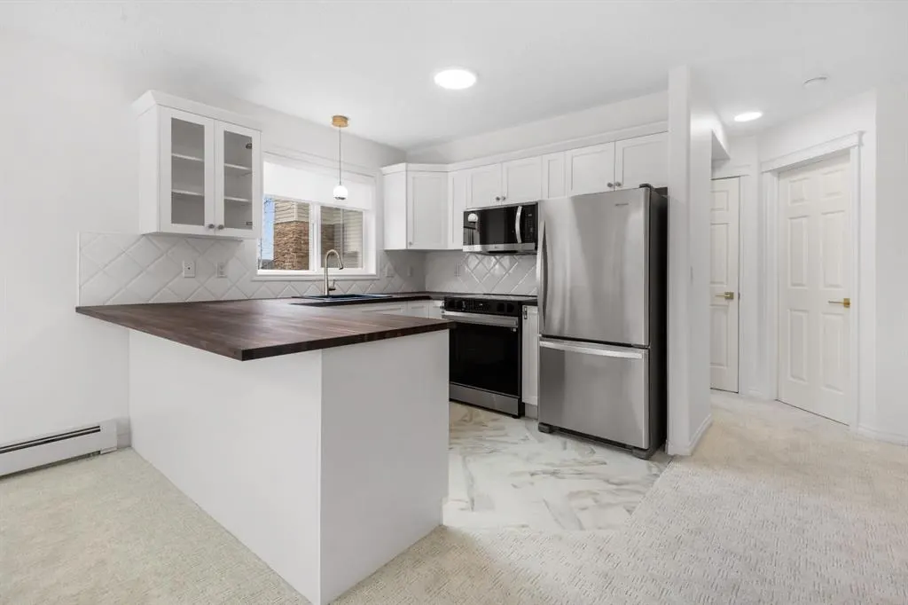 7451 Springbank Boulevard SW, #2205