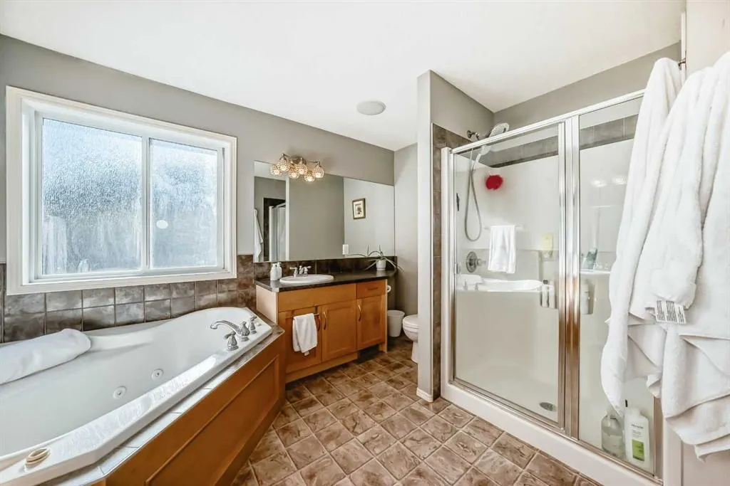 128 LAVENDER Way