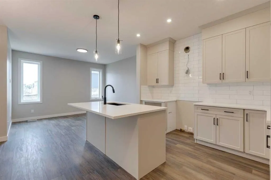 89 Ambleton Boulevard NW