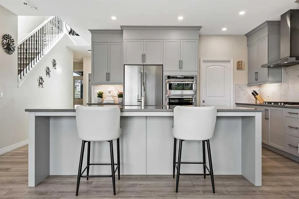 100 Magnolia Crescent SE