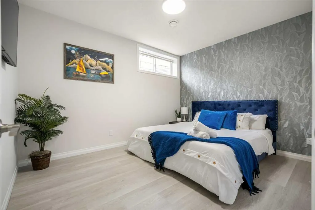 100 Magnolia Crescent SE