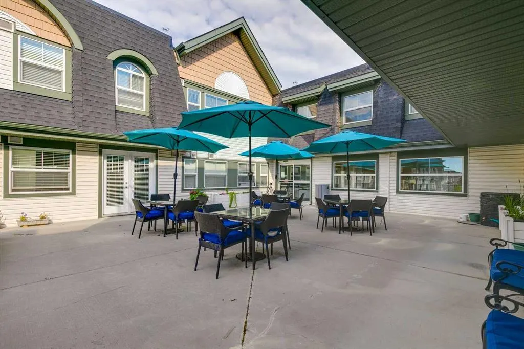 2635 Eversyde Avenue SW, #106