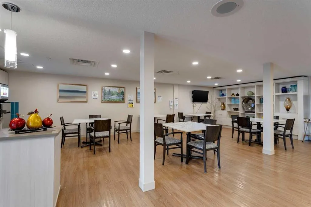2635 Eversyde Avenue SW, #106