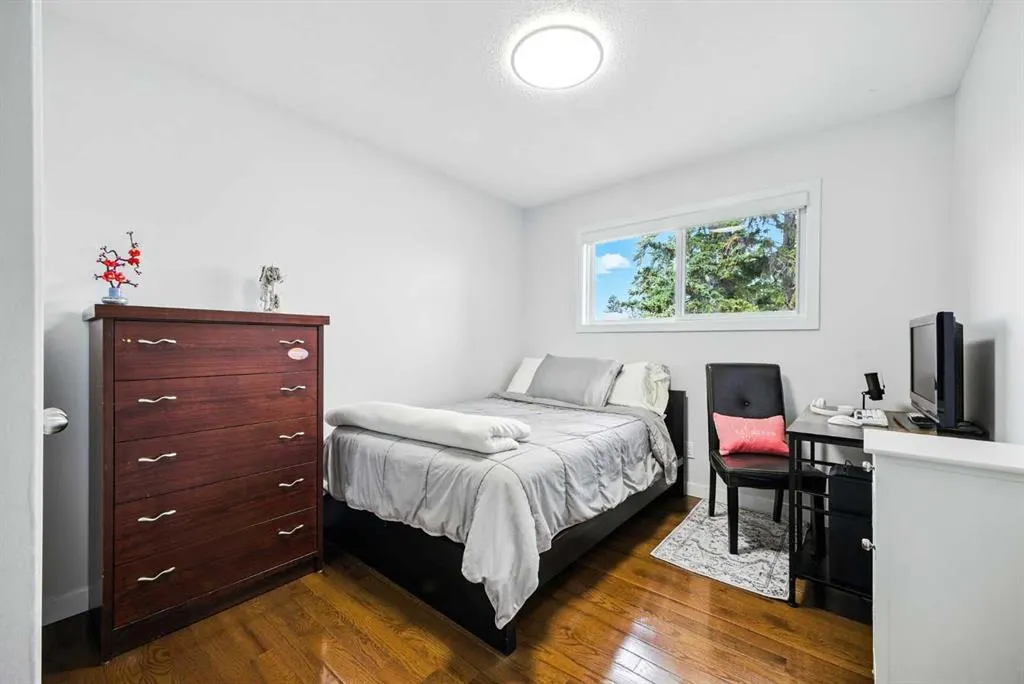 139 Huntford Green NE