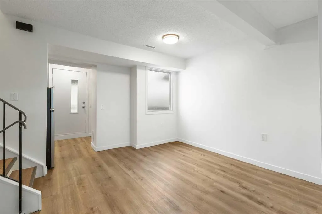 2520 Palliser Drive SW, #1005