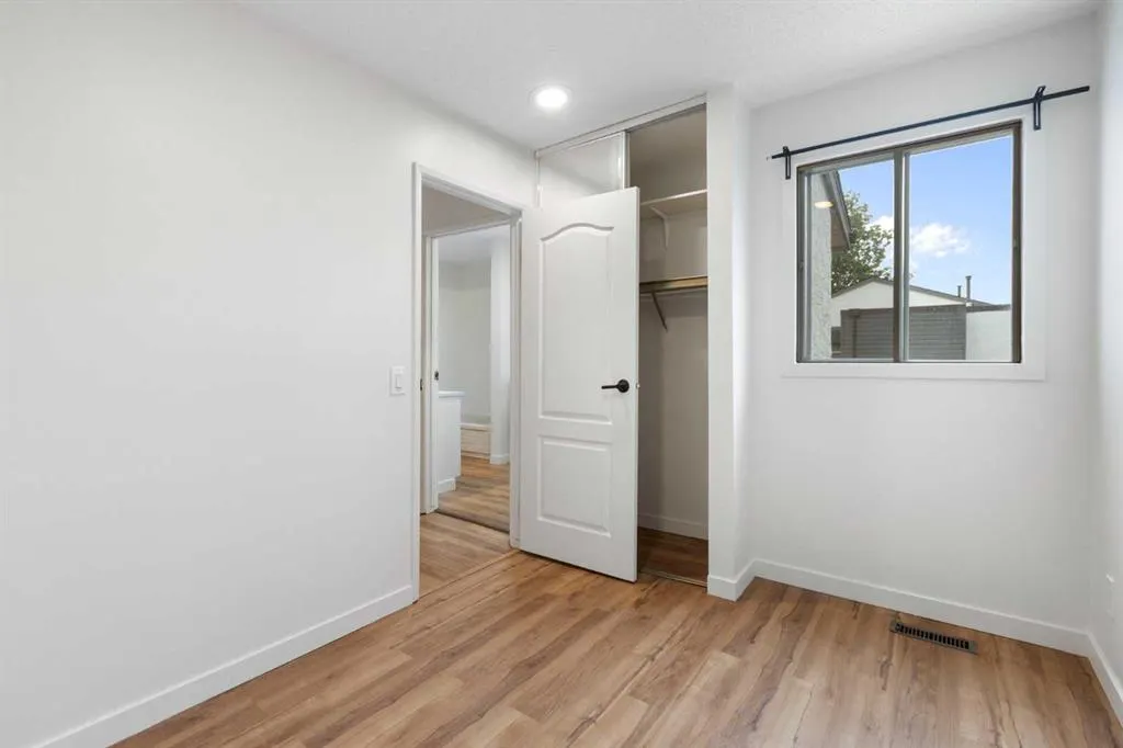 2520 Palliser Drive SW, #1005