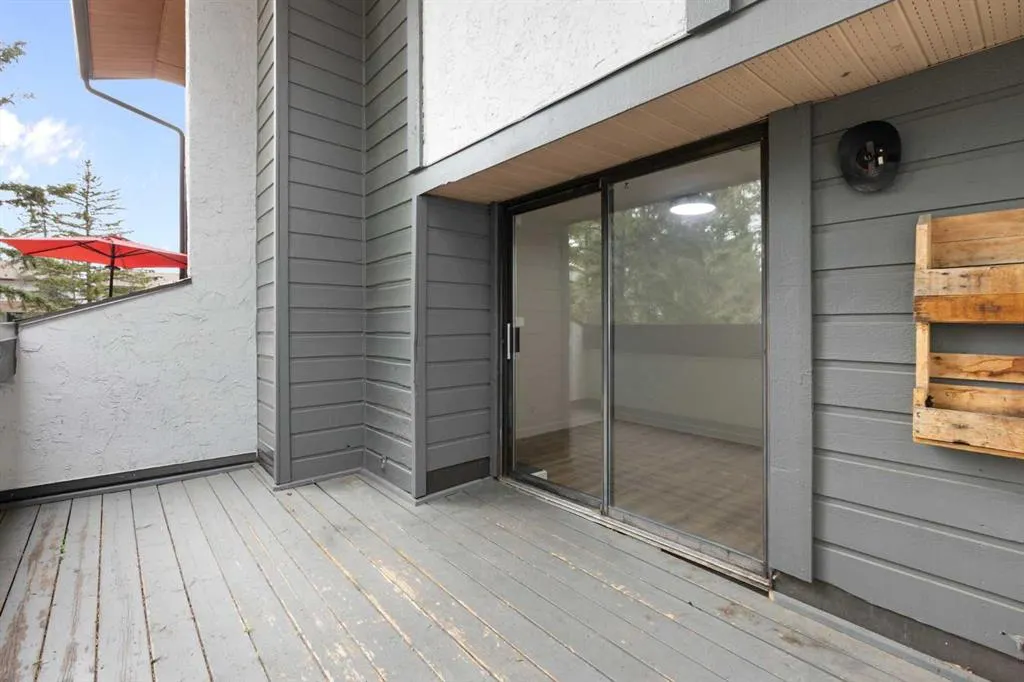 2520 Palliser Drive SW, #1005