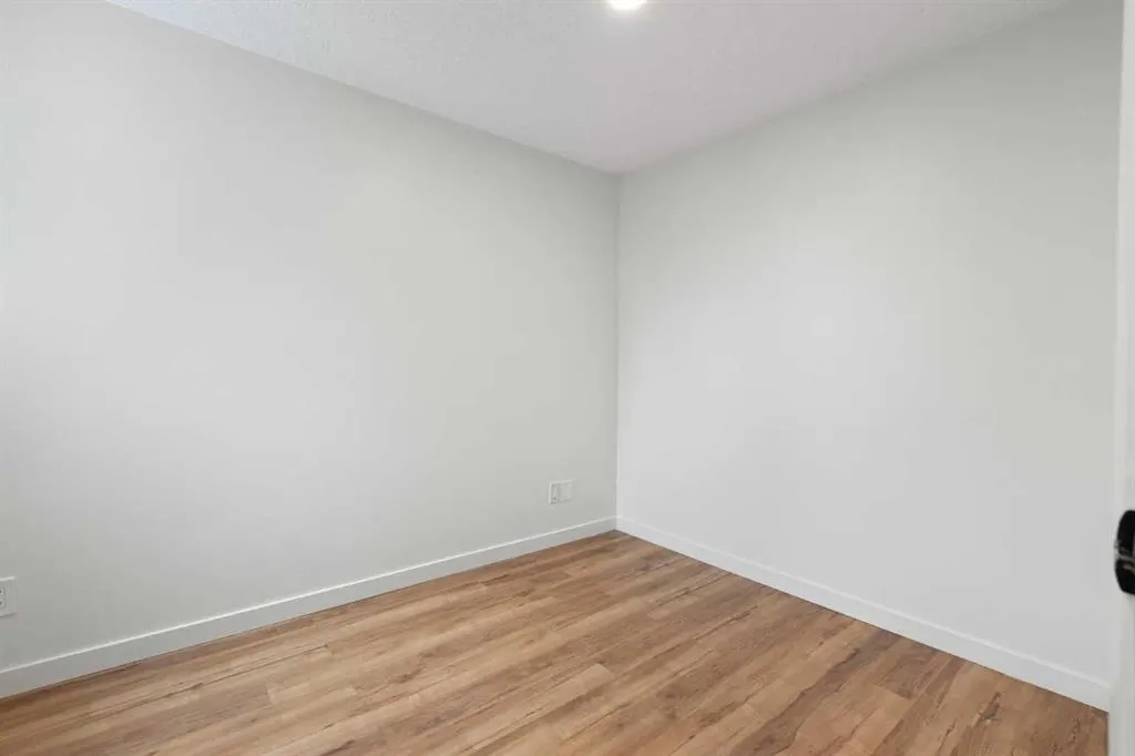 2520 Palliser Drive SW, #1005