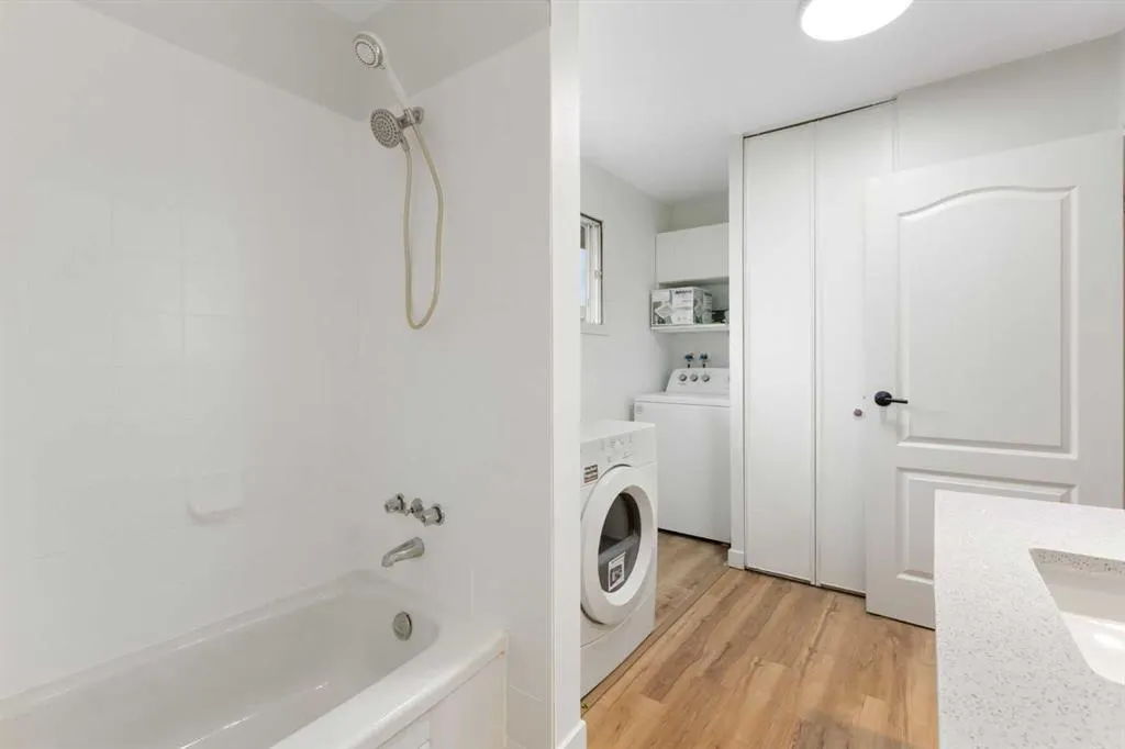 2520 Palliser Drive SW, #1005