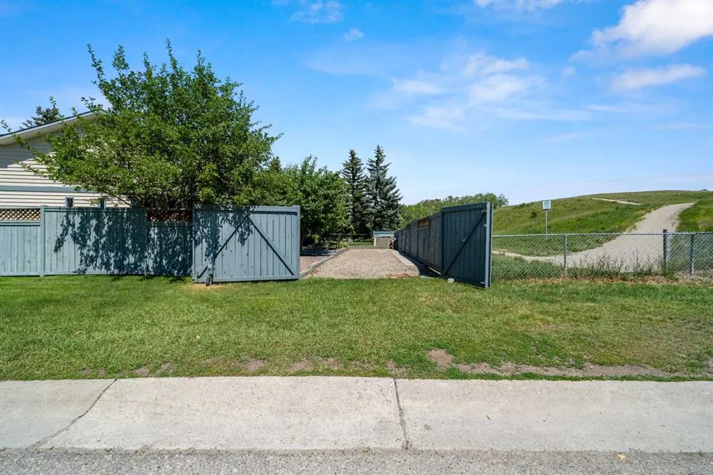 203 Ranch Estates Road NW