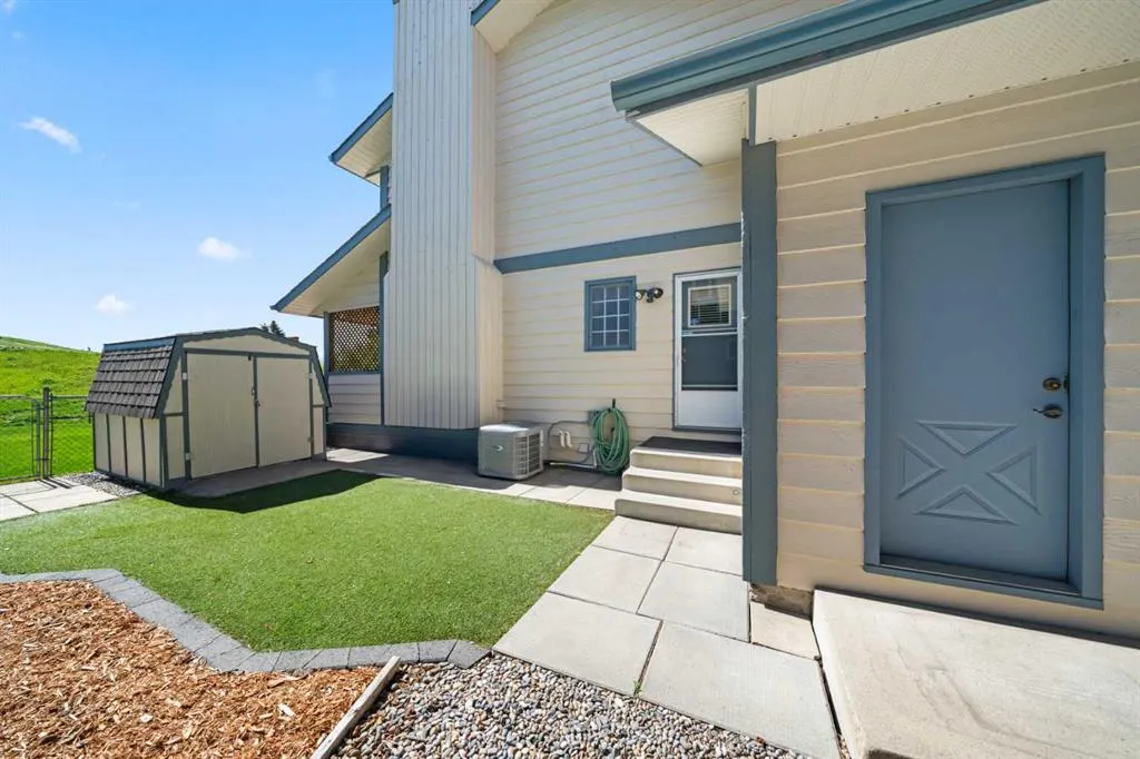 203 Ranch Estates Road NW