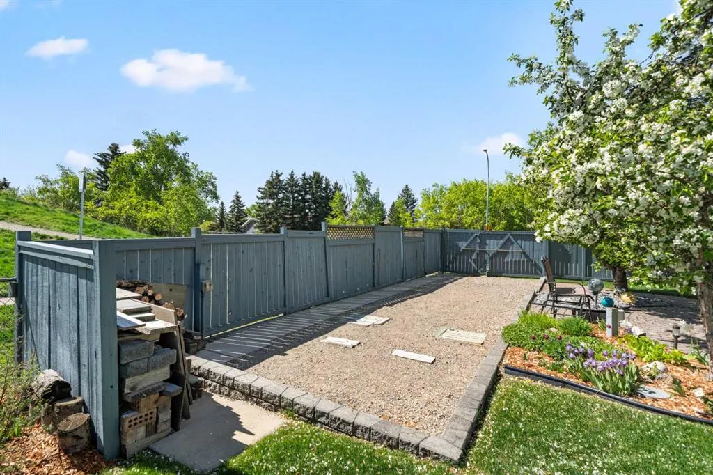 203 Ranch Estates Road NW