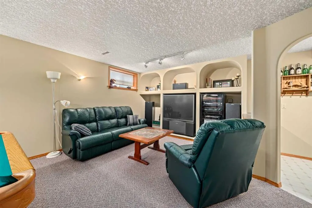 203 Ranch Estates Road NW