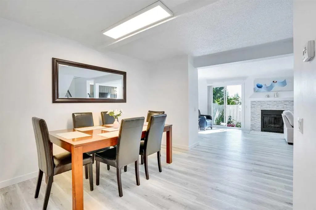 200 Shawnessy Drive SW, #95