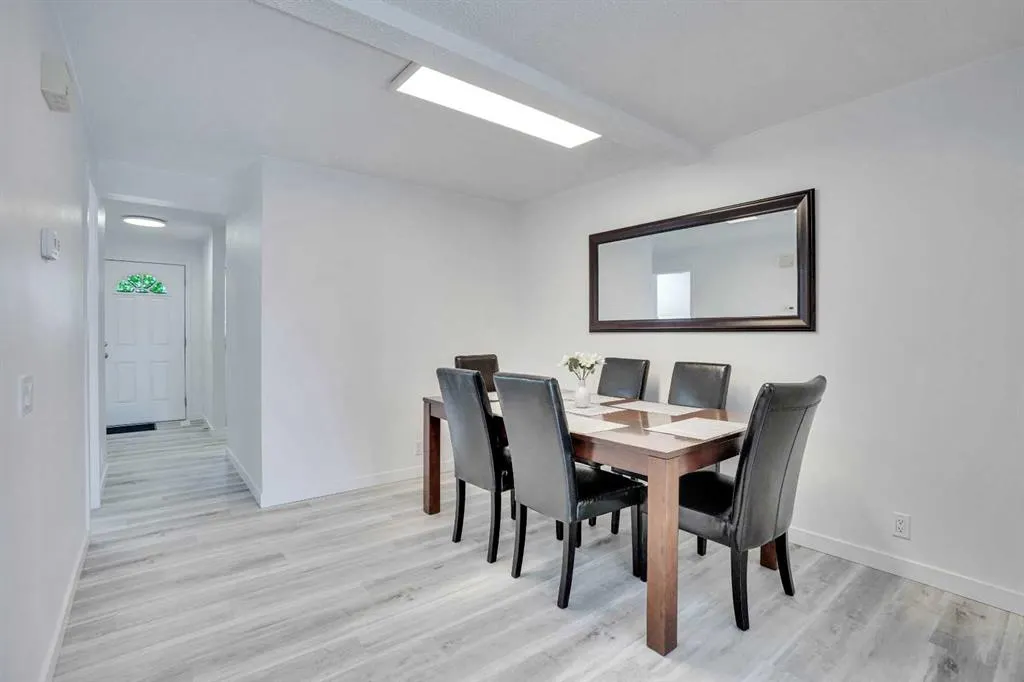 200 Shawnessy Drive SW, #95