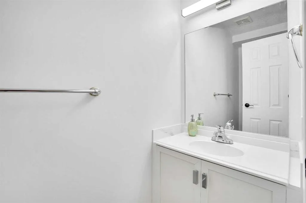 200 Shawnessy Drive SW, #95