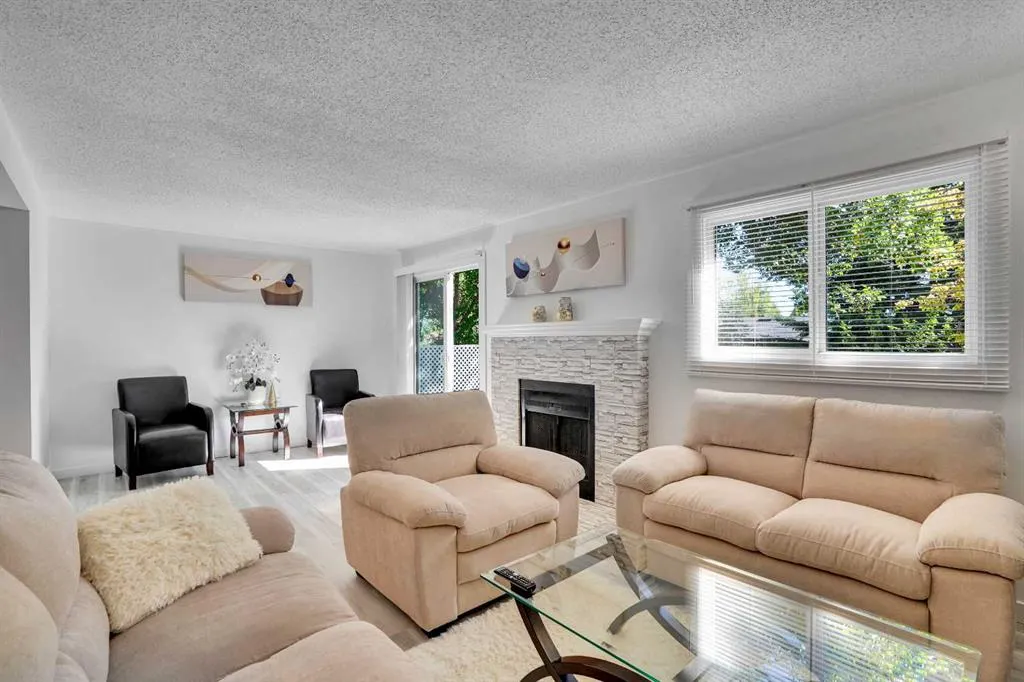 200 Shawnessy Drive SW, #95