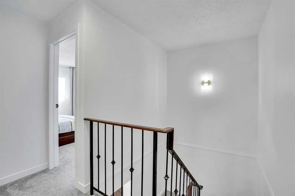 200 Shawnessy Drive SW, #95