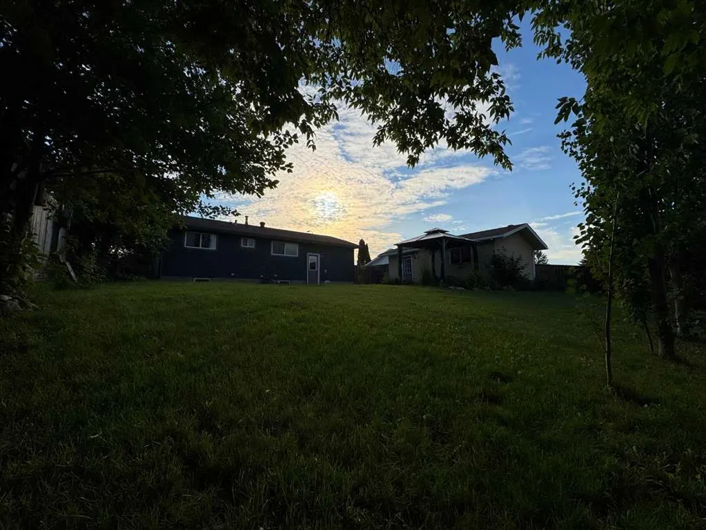 212 Silica Place