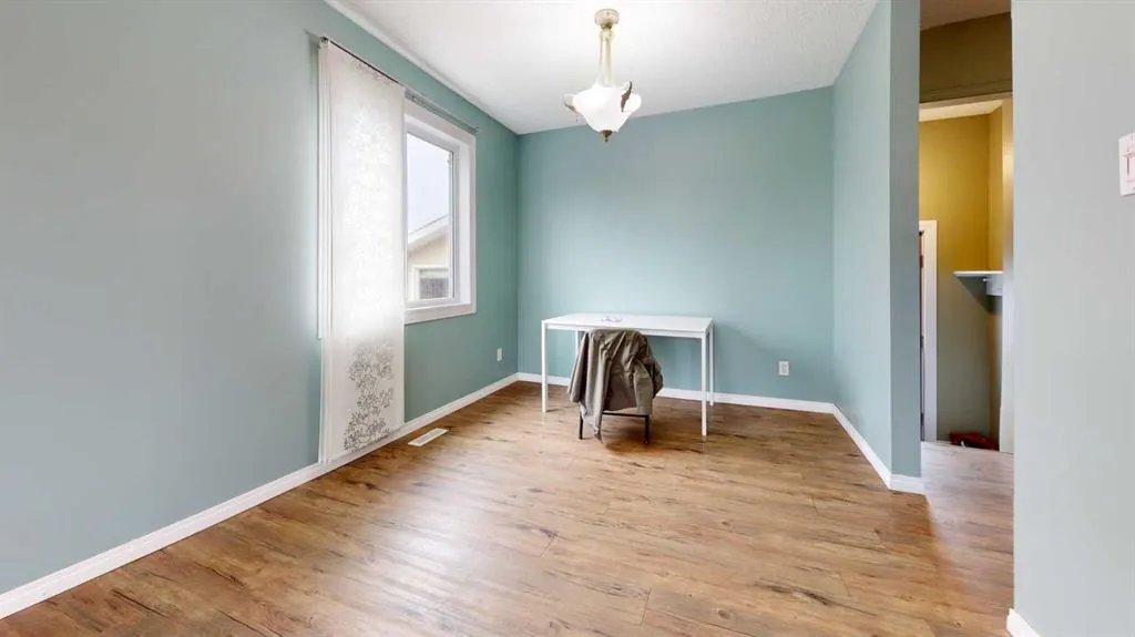 212 Silica Place
