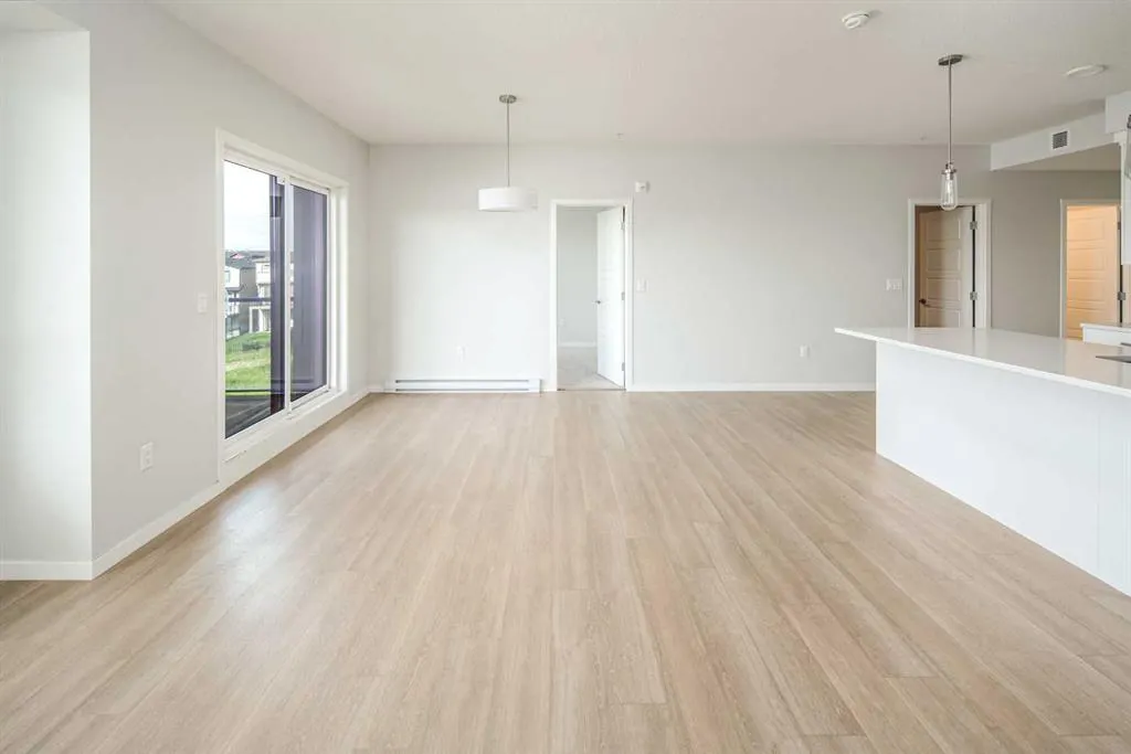 42 Cranbrook Gardens SE, #1208