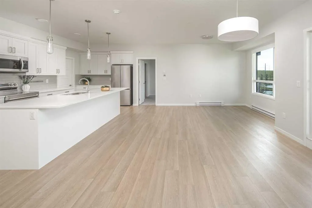 42 Cranbrook Gardens SE, #1208
