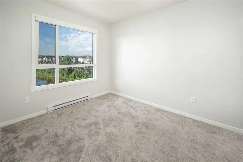 42 Cranbrook Gardens SE, #1208