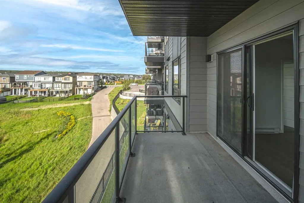 42 Cranbrook Gardens SE, #1208