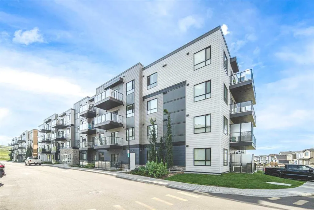 42 Cranbrook Gardens SE, #1208