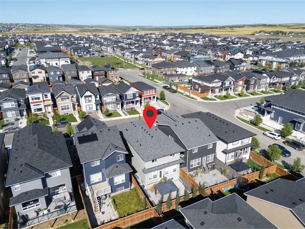 21 Ambleside Crescent NW