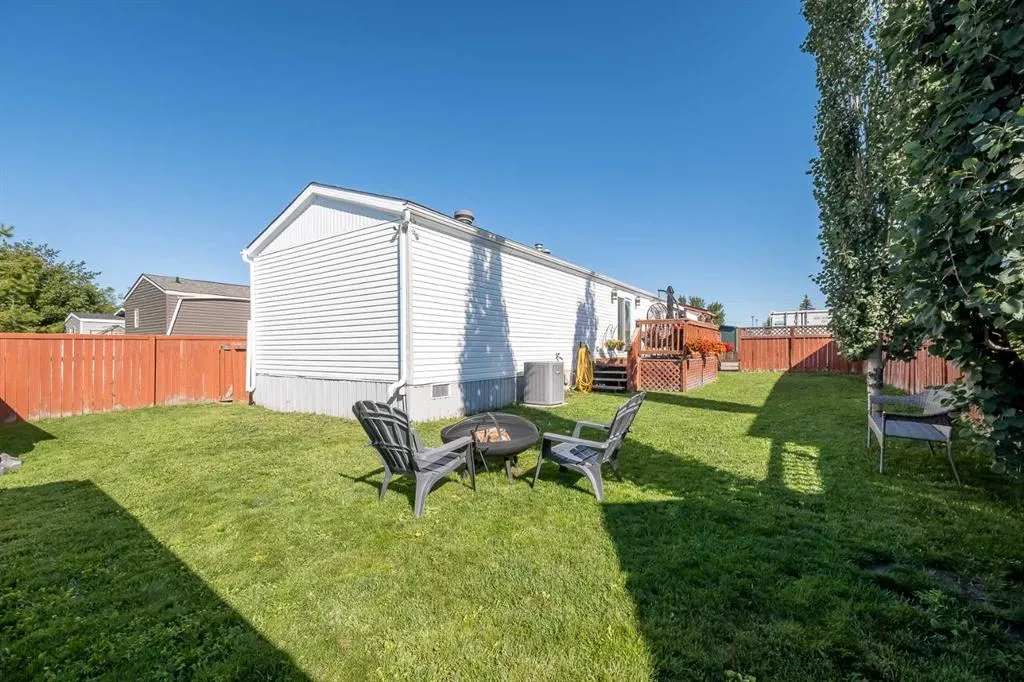 921 Briarwood Crescent
