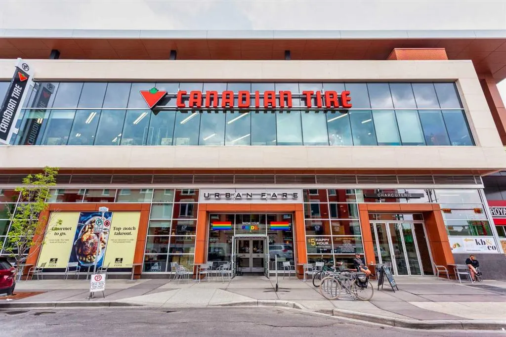 836 Royal Avenue SW, #310