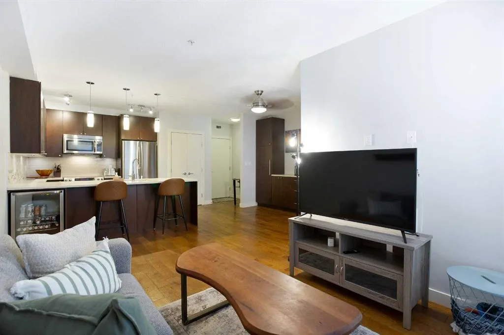 836 Royal Avenue SW, #310