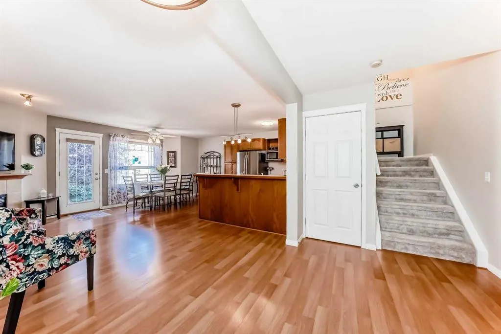 1 Spring Meadows Bay