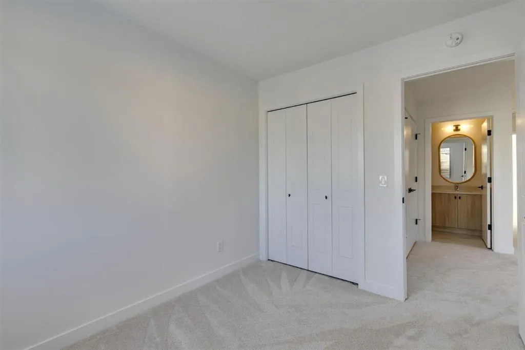128 Cobblestone Gate SW
