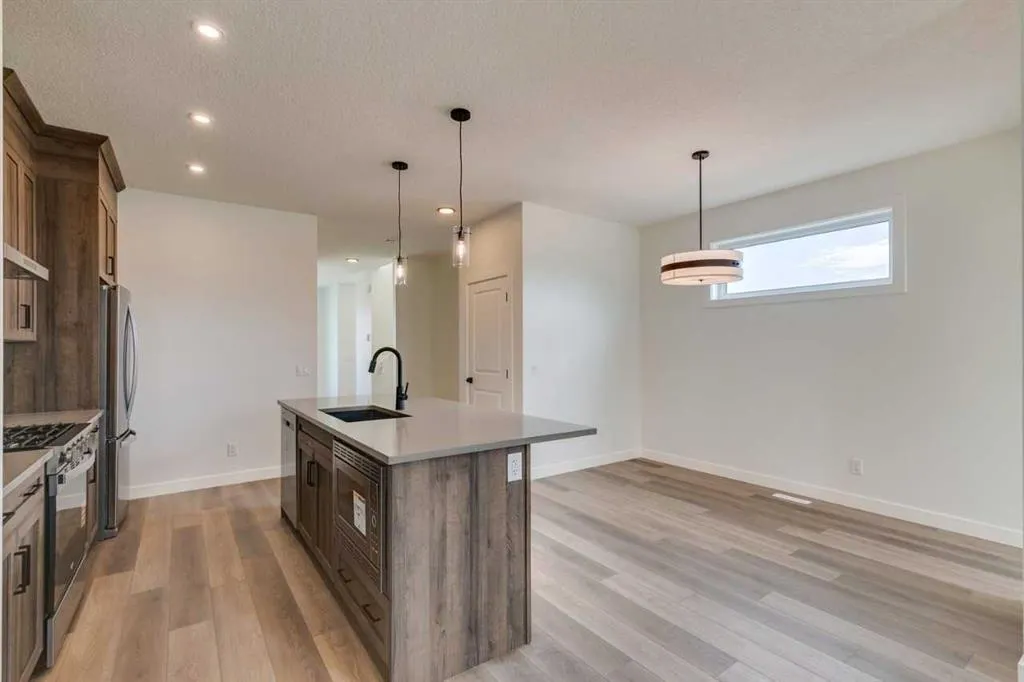 49 Ambleton Boulevard NW