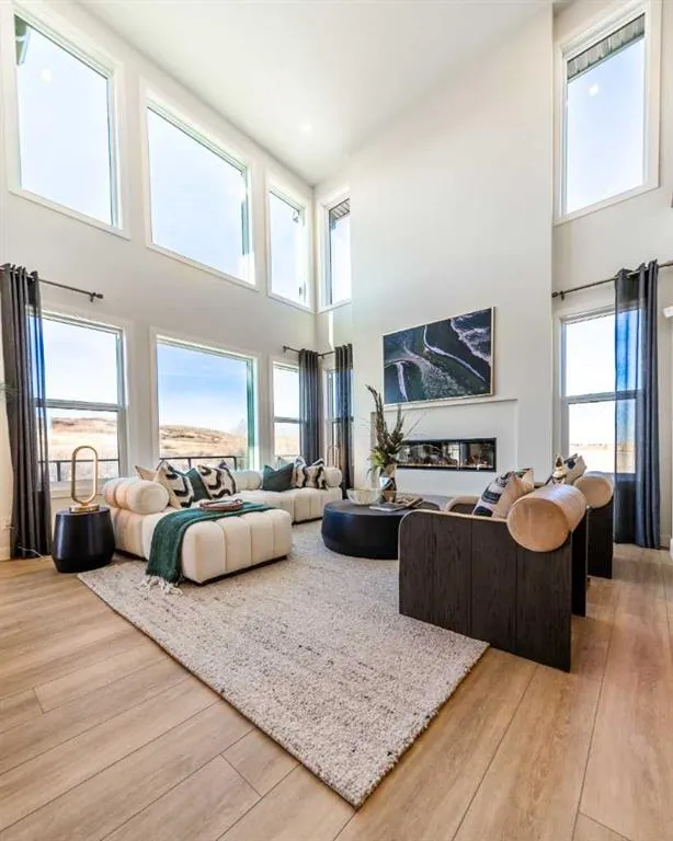 186 Northern Lights Crescent