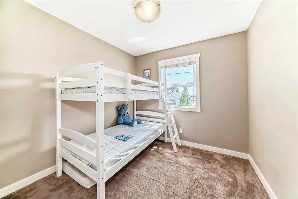 824 Skyview Ranch Grove