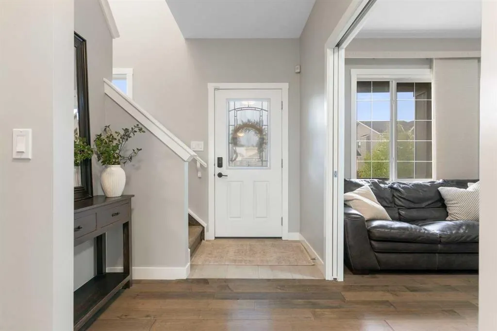 452 Hillcrest Manor SW