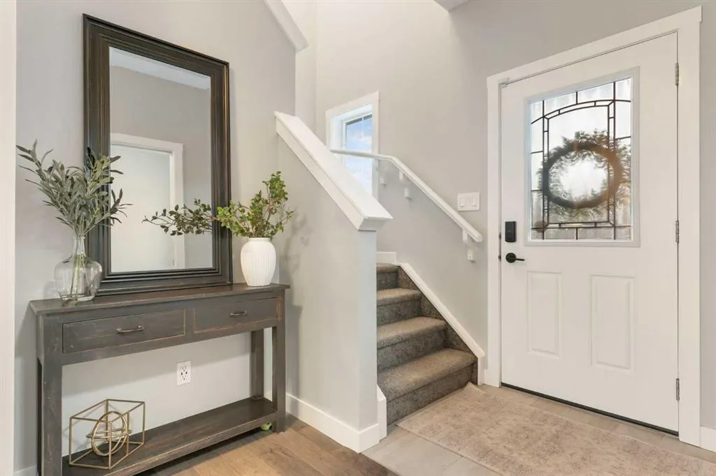 452 Hillcrest Manor SW