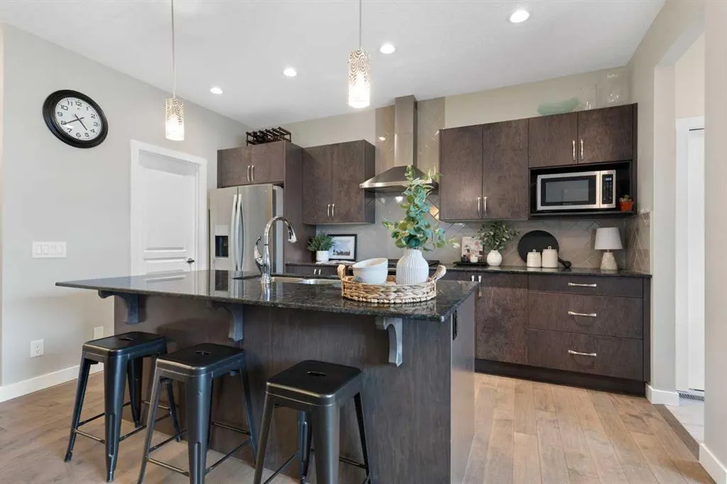 452 Hillcrest Manor SW