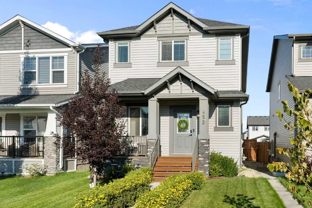 452 Hillcrest Manor SW