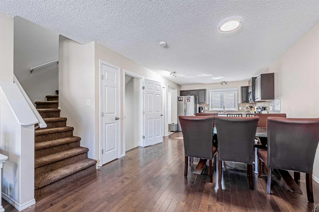 131 Skyview point Crescent NE