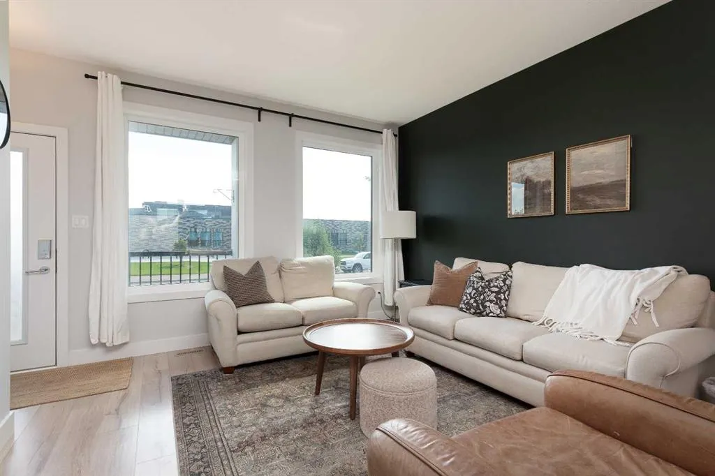 4501 Fairmont Gate S