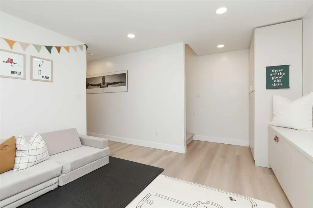 4501 Fairmont Gate S