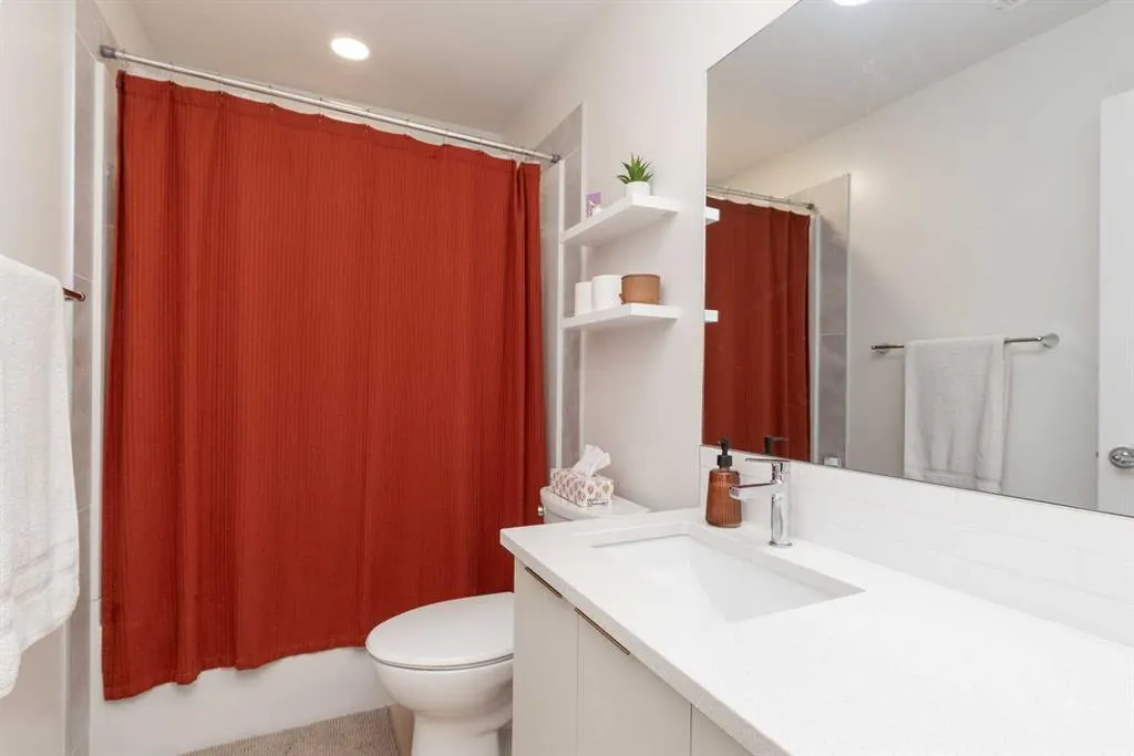 4501 Fairmont Gate S