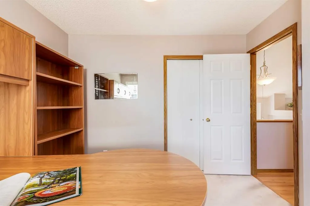 67 Douglas Park Boulevard SE