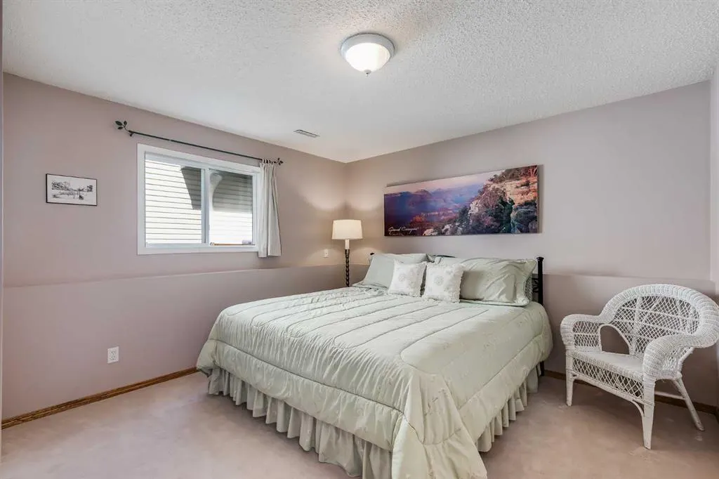 67 Douglas Park Boulevard SE