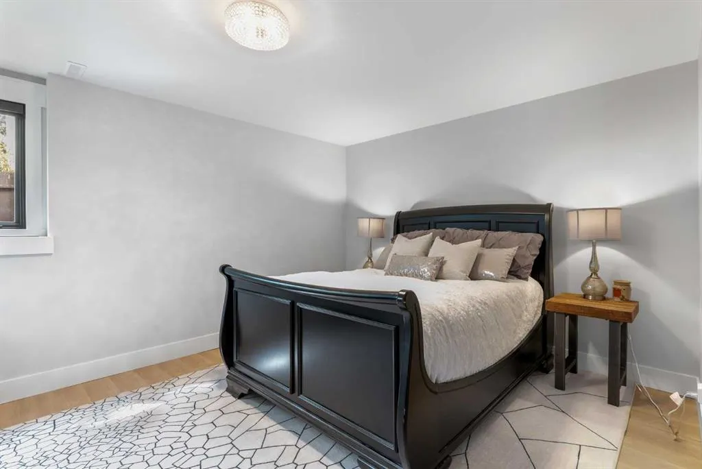 732 West Chestermere Drive